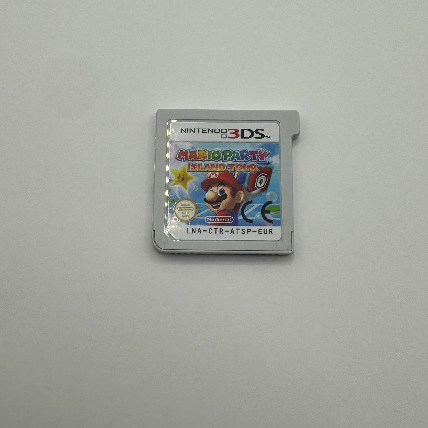Modul des Nintendo 3DS-Spiels Mario Party: Island Tour ohne Originalhülle, ein Partyspiel, in dem Spieler als Mario-Charaktere auf verschiedenen Inseln Minispiele spielen und um Punkte konkurrieren.