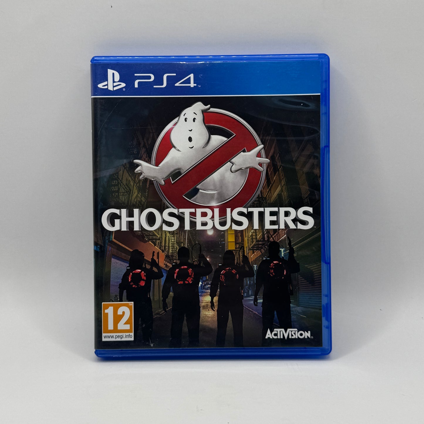 Verpackung des PS4-Spiels Ghostbusters, ein Action-Adventure, in dem Spieler als Geisterjäger paranormale Ereignisse untersuchen, Geister einfangen und Missionen absolvieren.