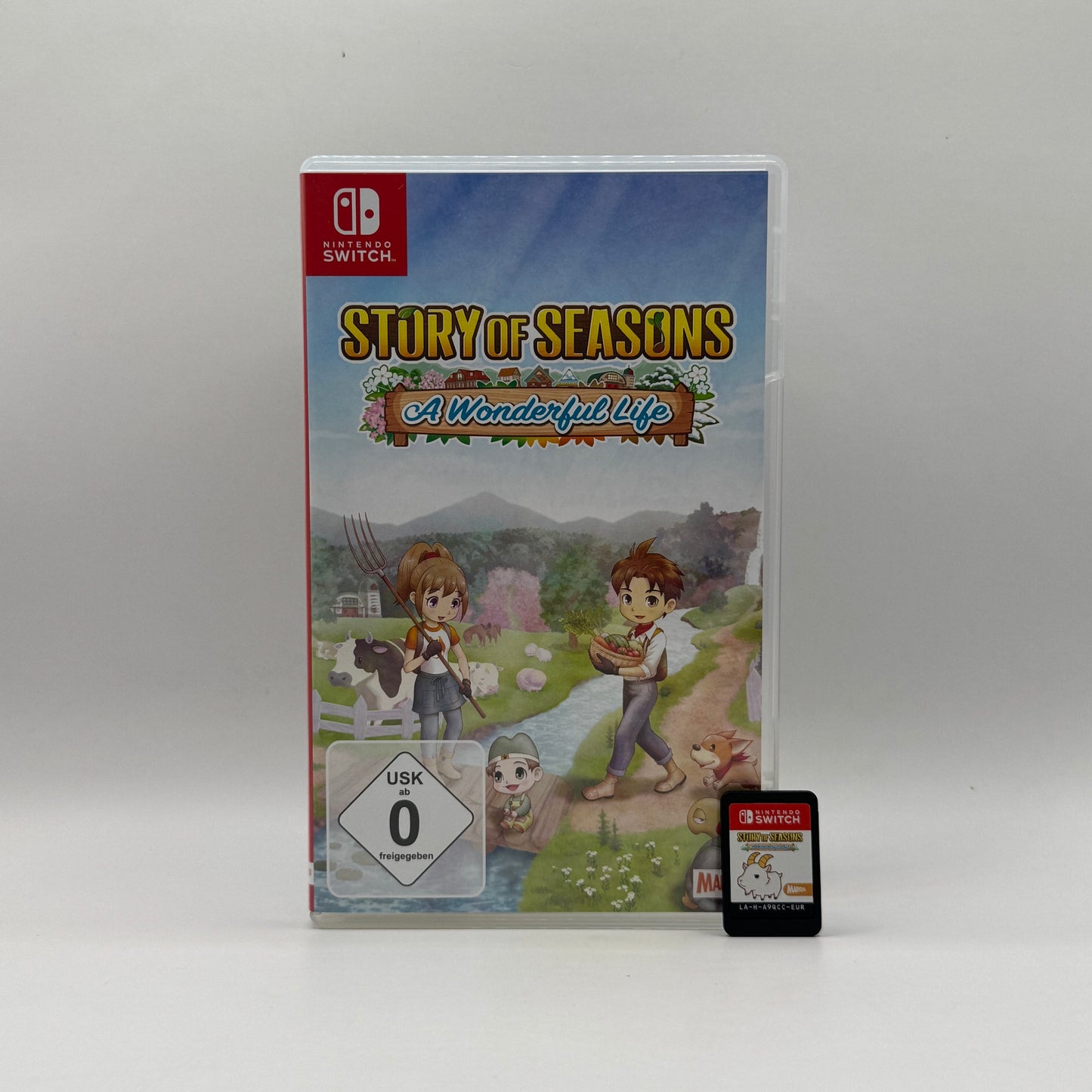 Verpackung des Nintendo Switch-Spiels Story of Seasons: A Wonderful Life, ein Simulationsspiel, in dem Spieler einen Bauernhof führen, Tiere versorgen, Pflanzen anbauen und das Dorfleben erleben.