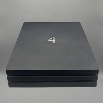 Sony Konsole | PS4 Pro 1TB mit OVP - Zustand: SEHR GUT