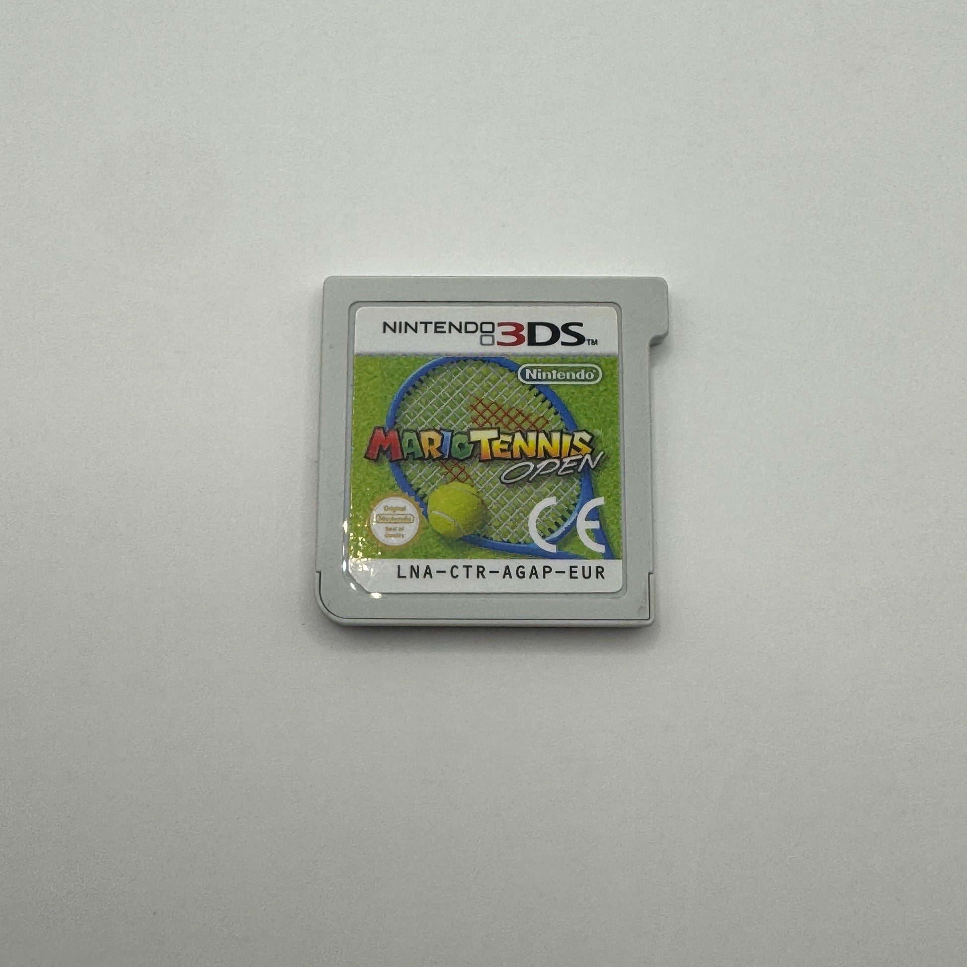 Modul des Nintendo 3DS-Spiels Mario Tennis Open ohne Originalhülle, ein Sportspiel, in dem Spieler als Mario-Charaktere Tennis spielen und Turniere bestreiten.