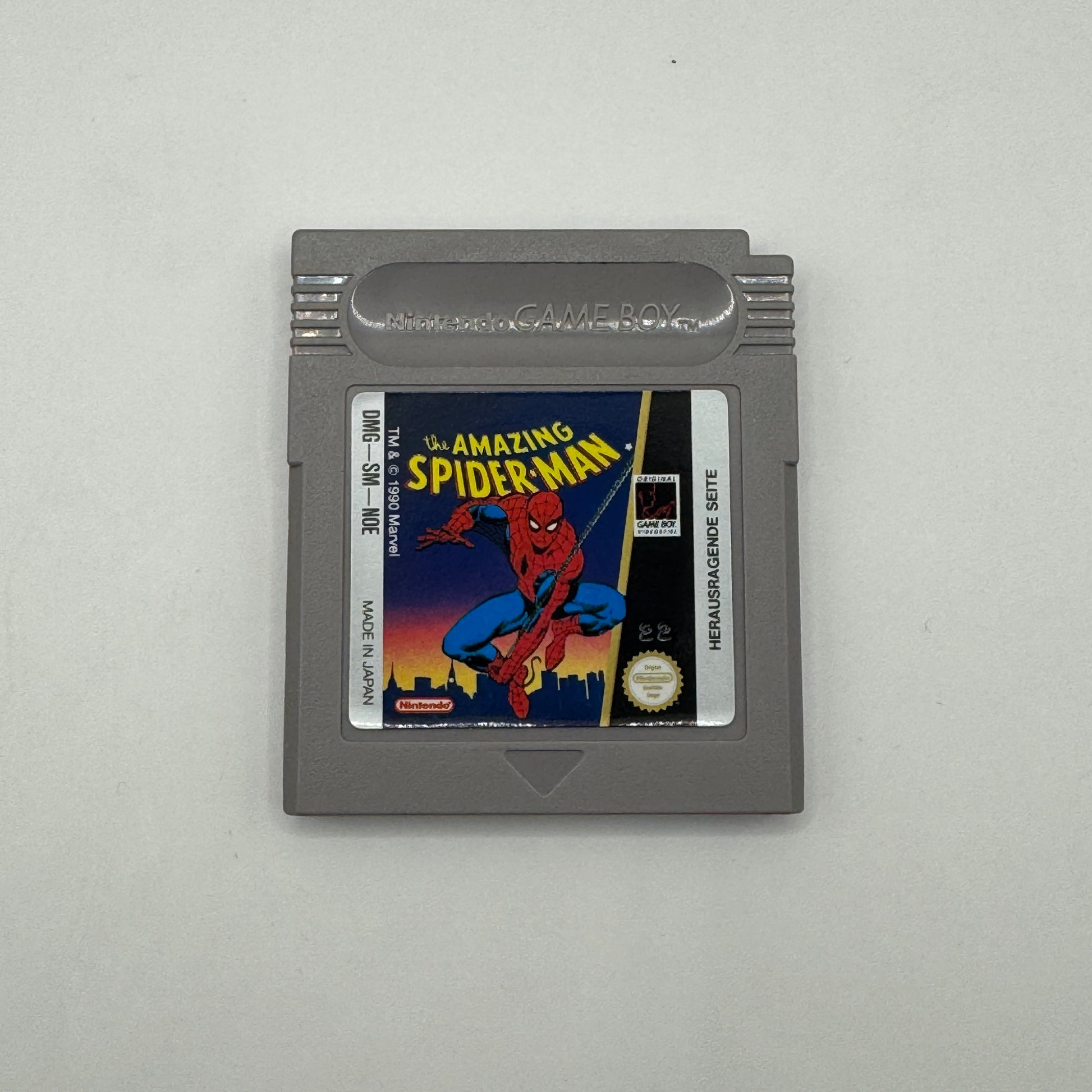 Modul des Game Boy-Spiels The Amazing Spider-Man ohne Originalhülle, ein Actionspiel, in dem Spieler Spider-Man steuern, durch Level schwingen und gegen bekannte Schurken wie Doctor Octopus kämpfen.