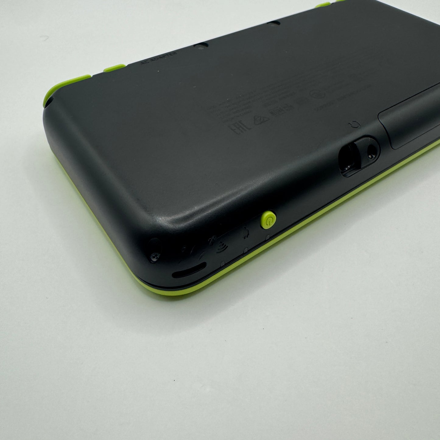 Nintendo Konsole | N2DSXL - Zustand: GUT