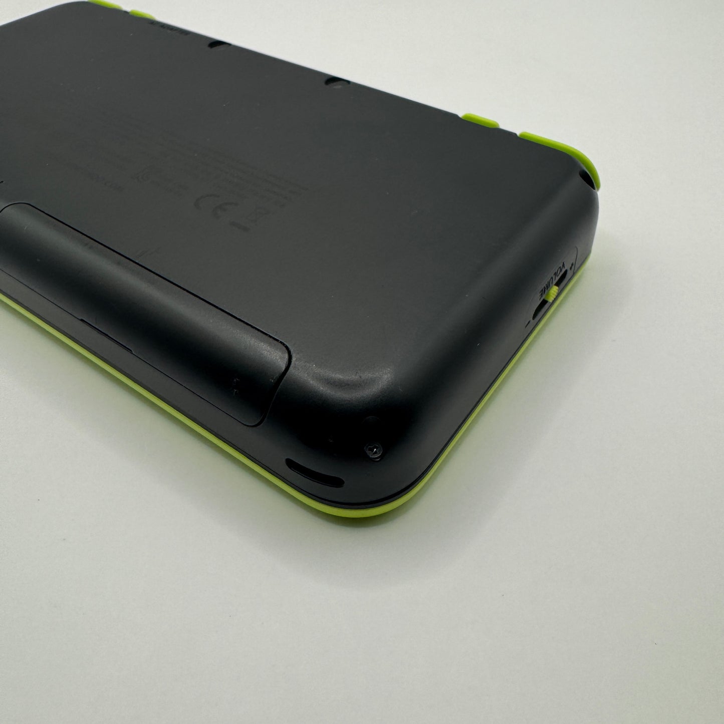 Nintendo Konsole | N2DSXL - Zustand: GUT