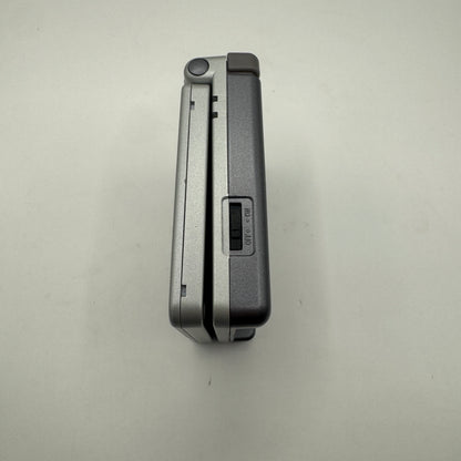 Nintendo Konsole | Game Boy Advance SP mit IPS-Display (NES-Edition) - Zustand: TOP