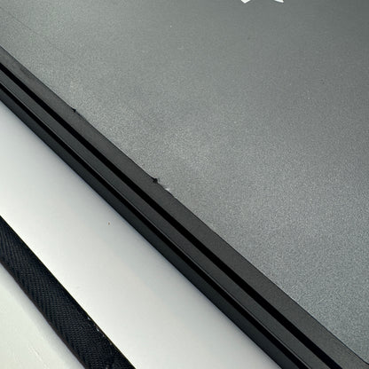 Sony Konsole | PS4 Pro inkl. Controller & Kabel - Zustand: OK