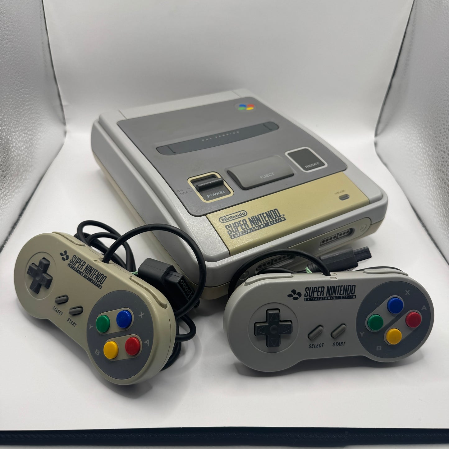Nintendo Konsole | SNES Starter-Set,2 Controller, 1 Spiel