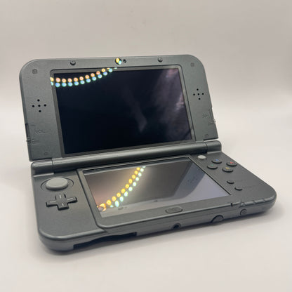 Nintendo Konsole | New Nintendo 3DS XL – IPS-Display oben & unten inkl. Ladekabel GEMODDET- SEHR GUT