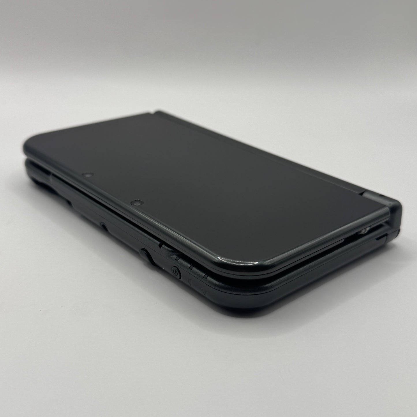 Nintendo Konsole | New Nintendo 3DS XL – IPS-Display oben & unten inkl. Ladekabel GEMODDET- SEHR GUT