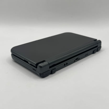 Nintendo Konsole | New Nintendo 3DS XL – IPS-Display oben & unten inkl. Ladekabel GEMODDET- SEHR GUT