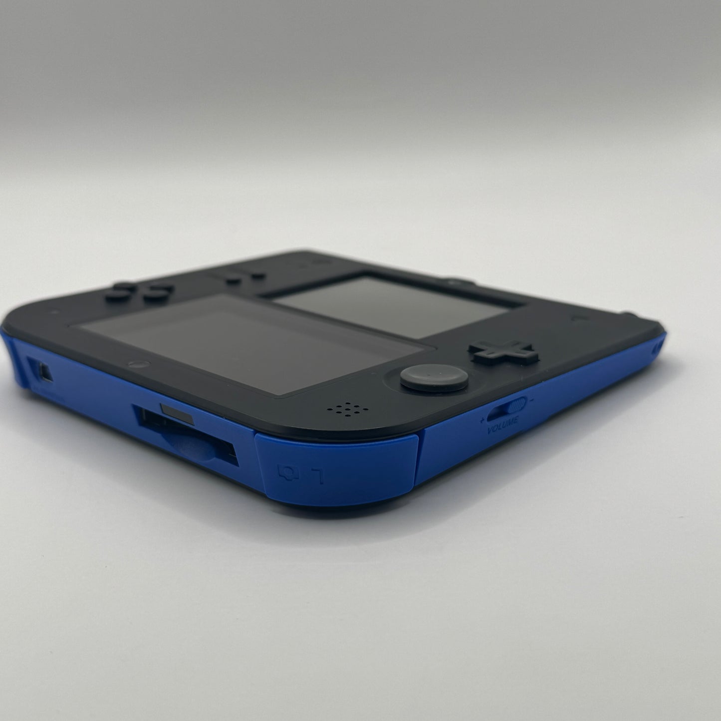 Nintendo Konsole | 2DS mit OVP - Zustand: SEHR GUT