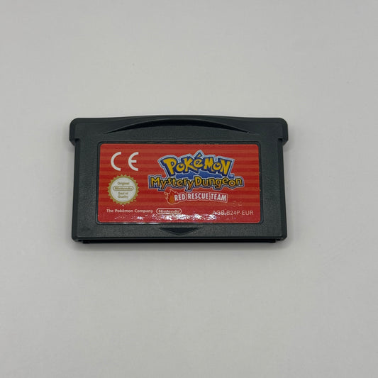 Spielmodul des Game Boy Advance-Spiels Pokémon Mystery Dungeon ohne Originalhülle, ein Dungeon-Crawler-Rollenspiel, in dem Spieler selbst zu einem Pokémon werden und zufällig generierte Dungeons erkunden.