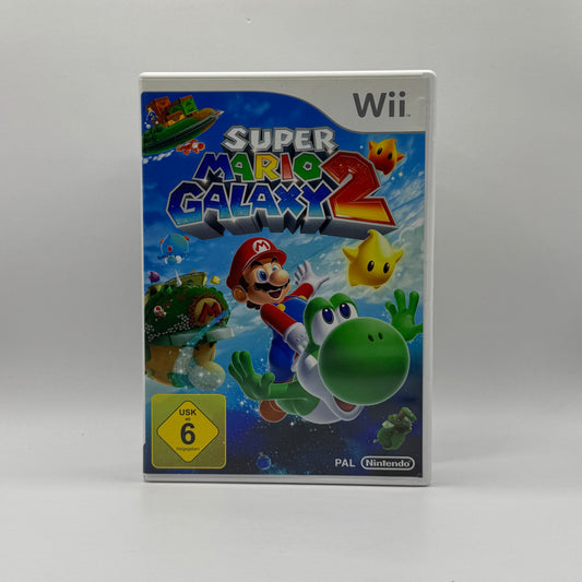Verpackung des Wii-Spiels Super Mario Galaxy 2, ein 3D-Jump’n’Run-Abenteuer, in dem Mario mit Yoshi durch galaktische Welten reist.