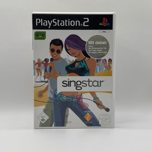 Verpackung des PS2-Spiels SingStar, ein Karaoke- und Musikspiel, bei dem Spieler mit Mikrofonen zu bekannten Songs singen und Punkte für Tonhöhe und Rhythmus erhalten.